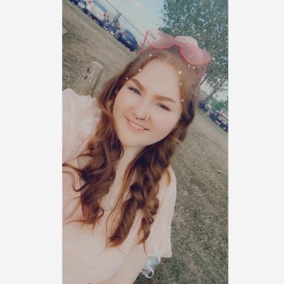 Meet your Posher, Haley - Picture 1 of 1